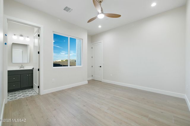 4357 W Placita Tres Rocas, Tucson, AZ 85745