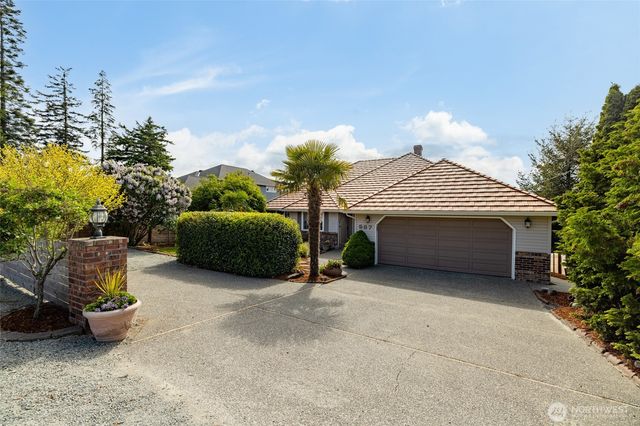 987 NW Camano Drive, Camano Island, WA 98282