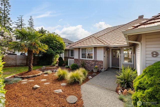 987 NW Camano Drive, Camano Island, WA 98282