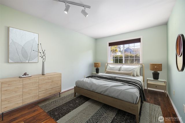 987 NW Camano Drive, Camano Island, WA 98282