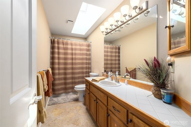 987 NW Camano Drive, Camano Island, WA 98282