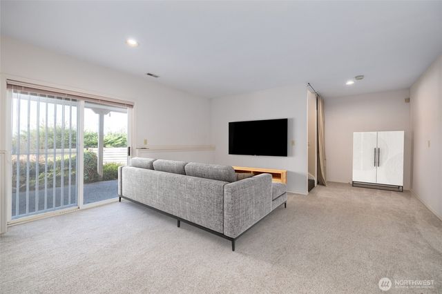 987 NW Camano Drive, Camano Island, WA 98282