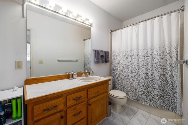 987 NW Camano Drive, Camano Island, WA 98282