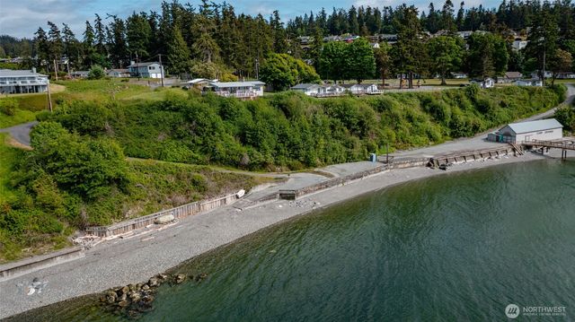 987 NW Camano Drive, Camano Island, WA 98282