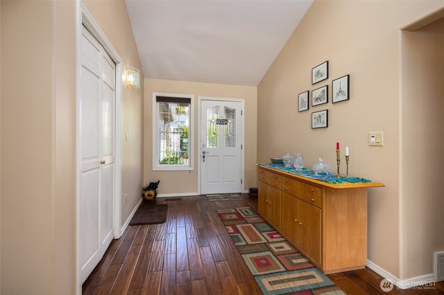 987 NW Camano Drive, Camano Island, WA 98282