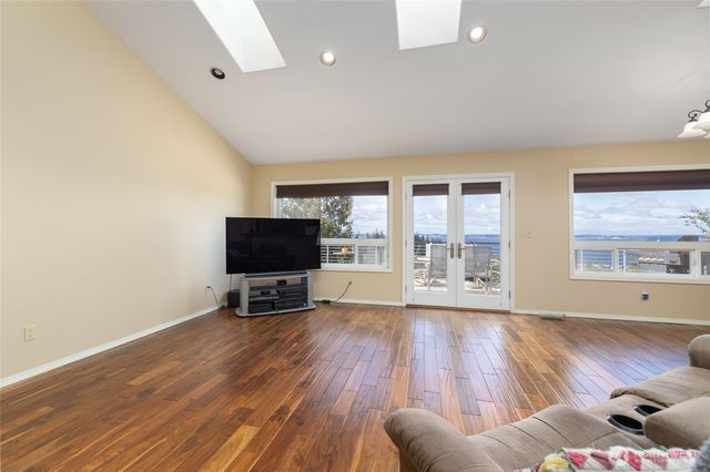 987 NW Camano Drive, Camano Island, WA 98282