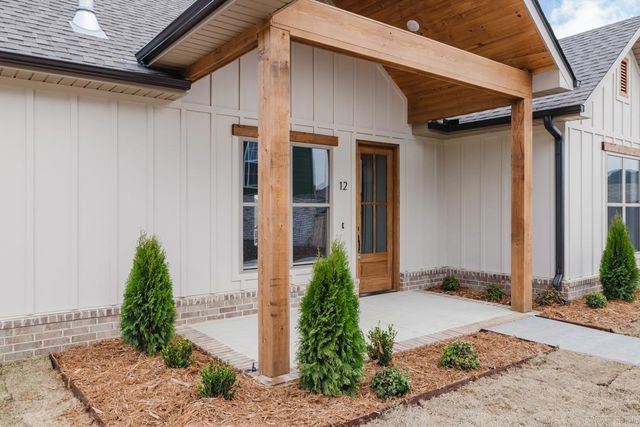 12 Pasley Park, Bryant, AR 72022