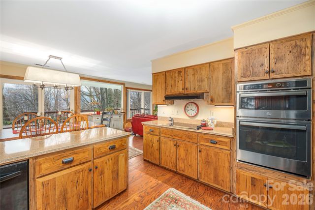 38 Laurelwood Lane, Waynesville, NC 28786