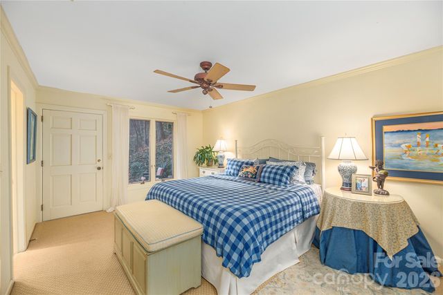 38 Laurelwood Lane, Waynesville, NC 28786