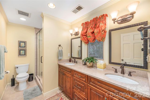 38 Laurelwood Lane, Waynesville, NC 28786