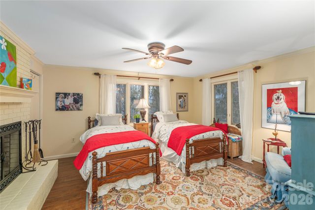 38 Laurelwood Lane, Waynesville, NC 28786