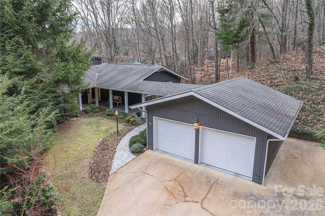 38 Laurelwood Lane, Waynesville, NC 28786