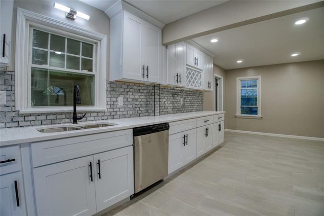 508 SMITHSON Avenue, Erie, PA 16511