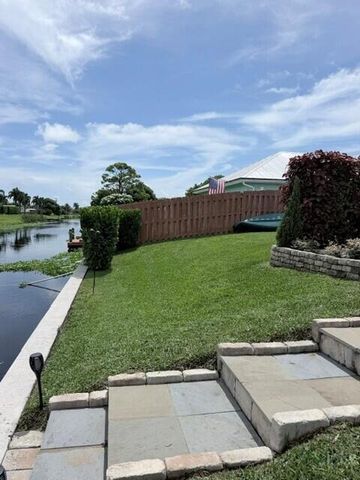 1201 SW 25TH Avenue, Boynton Beach, FL 33426