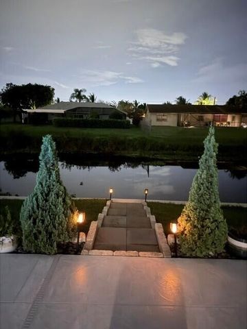 1201 SW 25TH Avenue, Boynton Beach, FL 33426