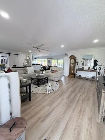 1201 SW 25TH Avenue, Boynton Beach, FL 33426