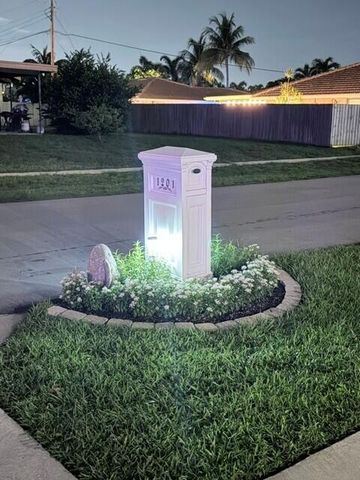 1201 SW 25TH Avenue, Boynton Beach, FL 33426