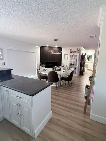 1201 SW 25TH Avenue, Boynton Beach, FL 33426