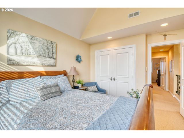 370 RILEY Ln, Adams, OR 97810