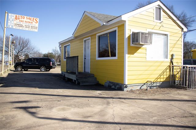 304 S 3rd Street, Garland, TX 75040