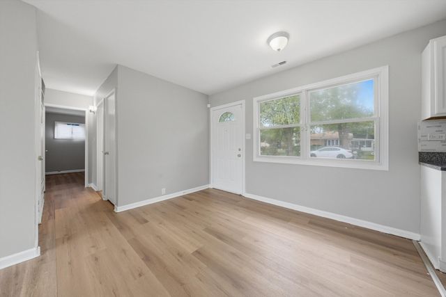 16353 Sawyer Avenue, Markham, IL 60428