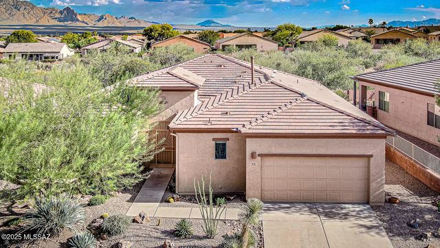 991 W Calle Artistica, Green Valley, AZ 85614