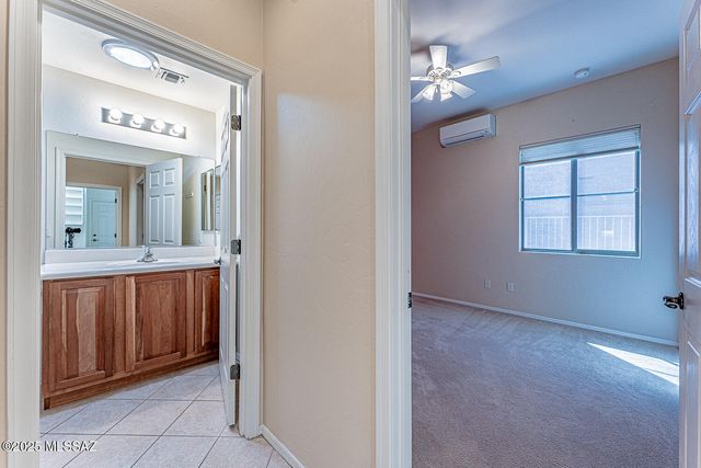 991 W Calle Artistica, Green Valley, AZ 85614