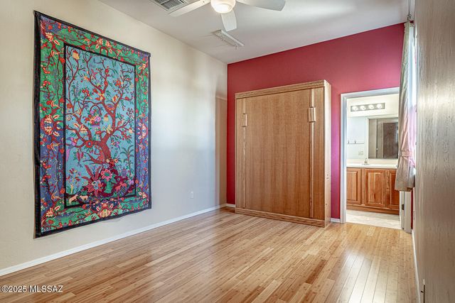 991 W Calle Artistica, Green Valley, AZ 85614