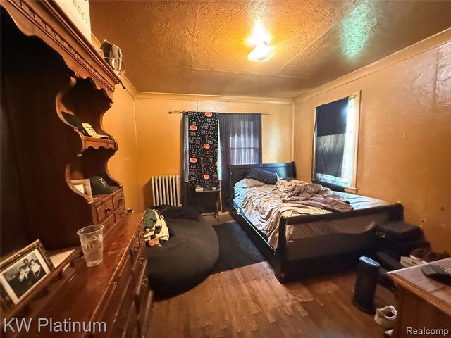 4235 Van Dyke Street, Detroit, MI 48214