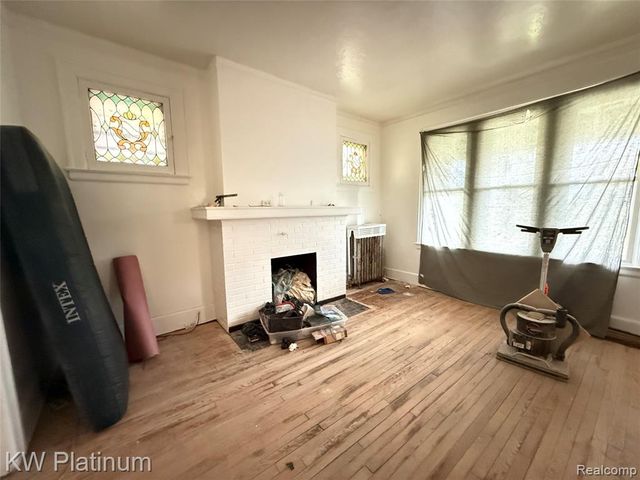 4235 Van Dyke Street, Detroit, MI 48214