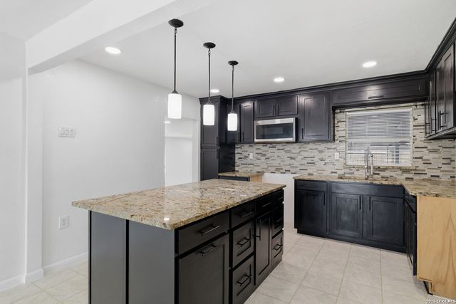 107 Sussex, San Antonio, TX 78221