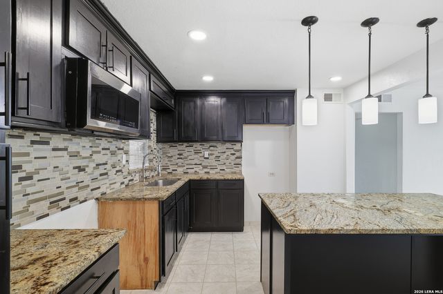 107 Sussex, San Antonio, TX 78221