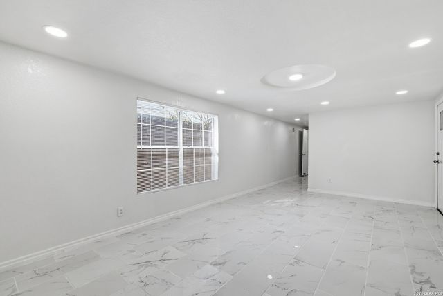 107 Sussex, San Antonio, TX 78221