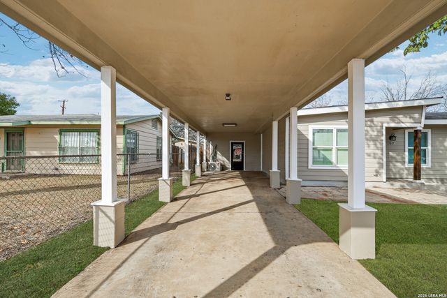 107 Sussex, San Antonio, TX 78221