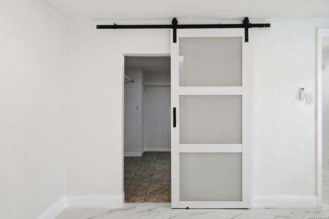 107 Sussex, San Antonio, TX 78221