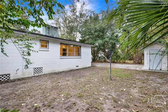 1118 W 49th Street, Savannah, GA 31405