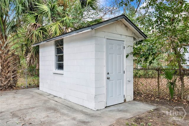 1118 W 49th Street, Savannah, GA 31405