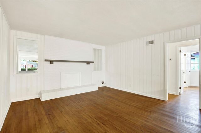 1118 W 49th Street, Savannah, GA 31405