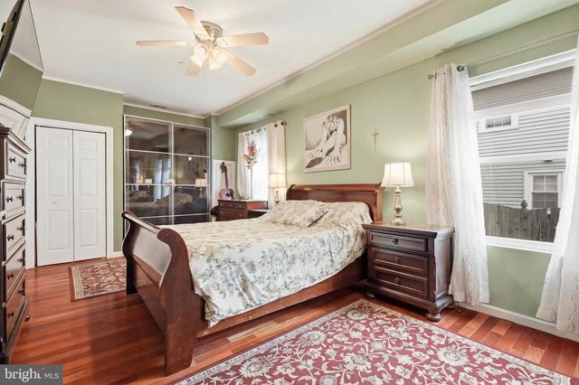 1011 CRAWFORD DR, Rockville, MD 20851
