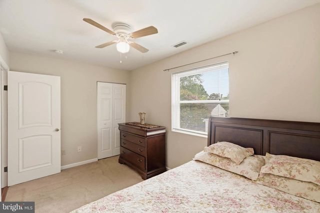 1011 CRAWFORD DR, Rockville, MD 20851