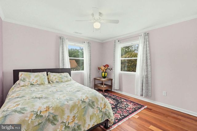 1011 CRAWFORD DR, Rockville, MD 20851