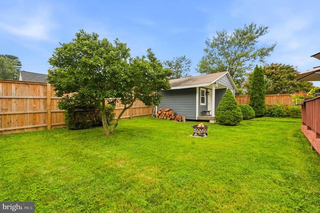 1011 CRAWFORD DR, Rockville, MD 20851
