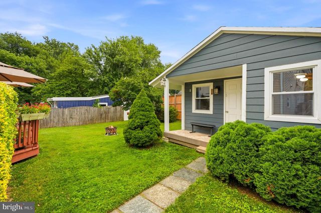 1011 CRAWFORD DR, Rockville, MD 20851