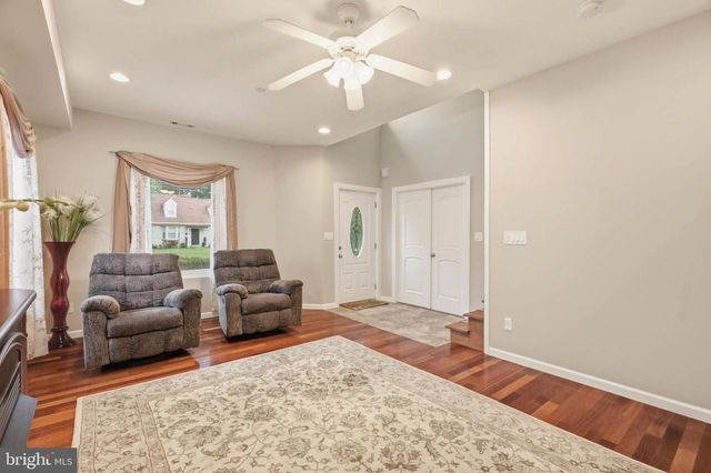 1011 CRAWFORD DR, Rockville, MD 20851