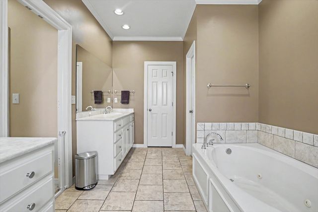 1617 E 122nd Court S, Jenks, OK 74037