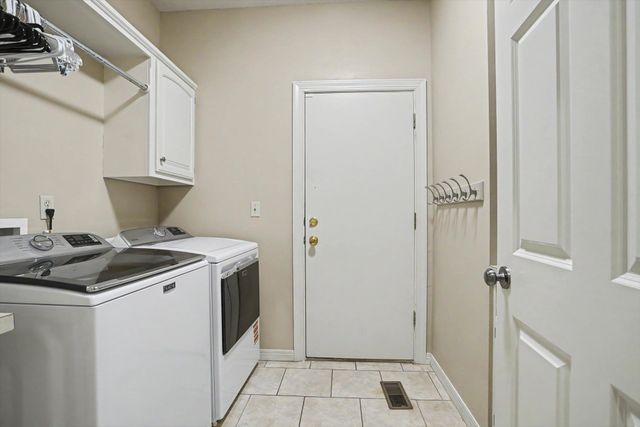 1617 E 122nd Court S, Jenks, OK 74037