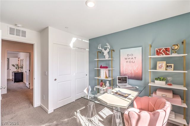 911 Pink Sugarbird Street, Henderson, NV 89011