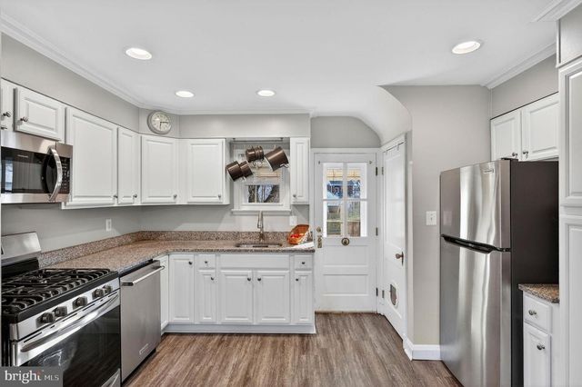 3033 PARKTOWNE RD, Baltimore, MD 21234