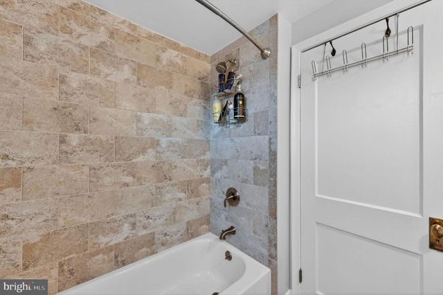 3033 PARKTOWNE RD, Baltimore, MD 21234