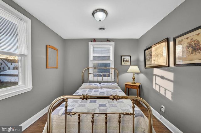 3033 PARKTOWNE RD, Baltimore, MD 21234